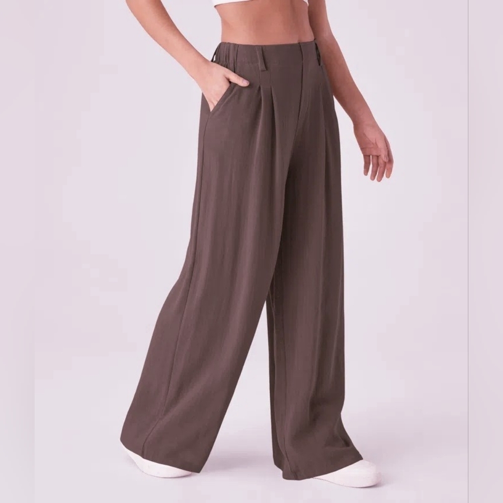 Halara High Waisted Pocket Wide Leg Flowy Solid Palazzo Casual Pants